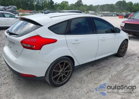 2015 Ford Focus Se из США, поврежденный, VIN 1FADP3K21FL253032